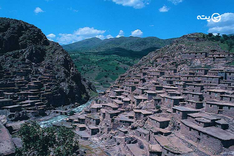 معماری روستای پالنگان