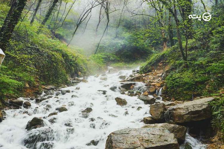 آبشار آب پری