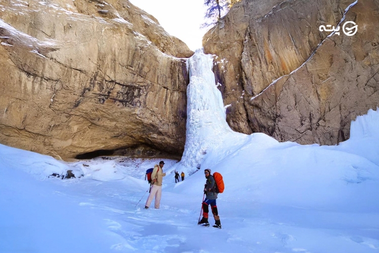 سفر به آبشار خور در زمستان